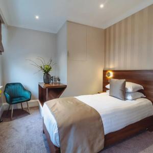 London House - 42