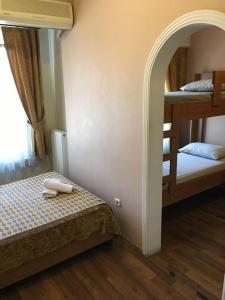 Second Home Hostel - 30