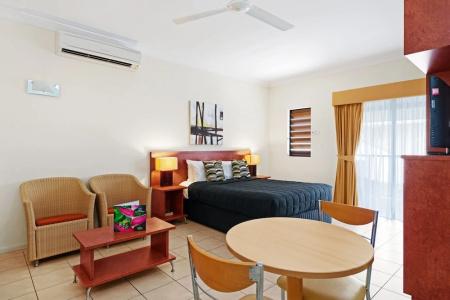 Cairns Queens Court - 120