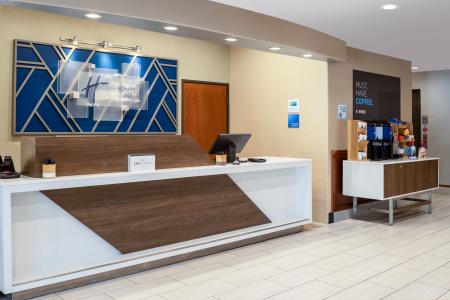 Holiday Inn Express Vancouver North - 25