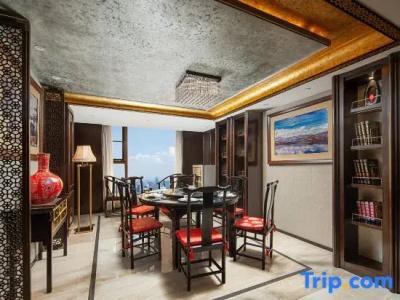 Sichuan Minshan Lhasa Grand - 85