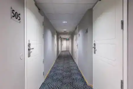 Enter City - 13