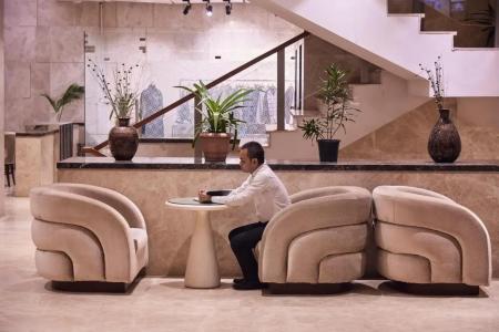 The p l Palace - 27