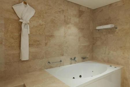 Four Points by Sheraton Production City - 48