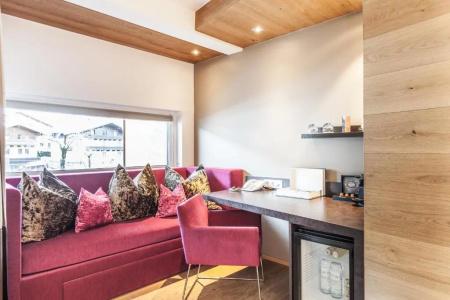 Lederer's living - 44
