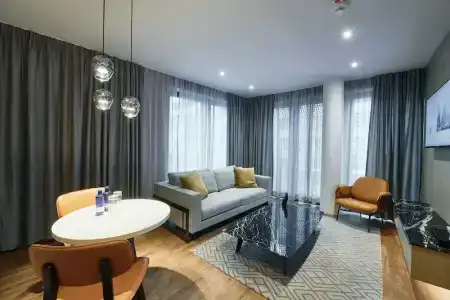 Fourty Three Luxury Serviced - 105