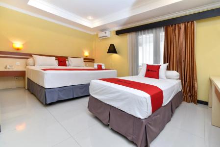 RedDoorz Plus near Mall Bali Galeria 2 - 14