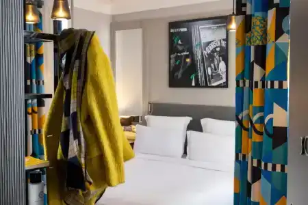 Les Matins de Paris & Spa - 59