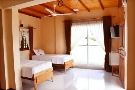 Bluewater Beach Resort - 13