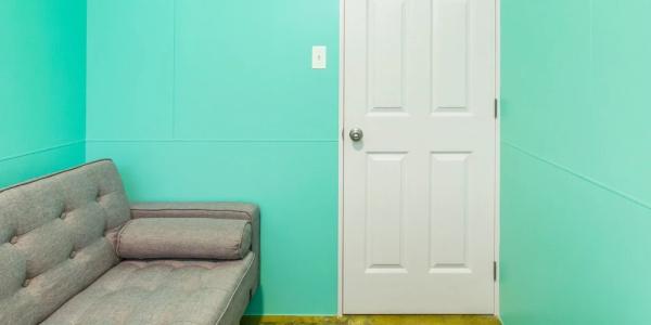 Seawall Hostel - 48