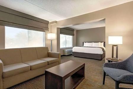 Wingate by Wyndham - 48