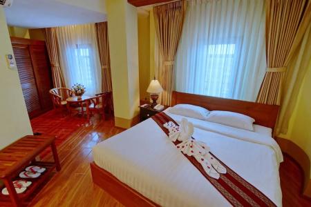Shwe Ingyinn Mandalay - 48
