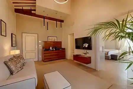 Donati Luxury Tower Suites - 166