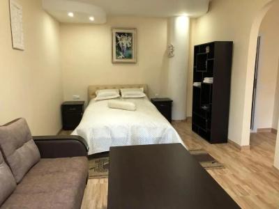 Apartin Alaverdi - 19