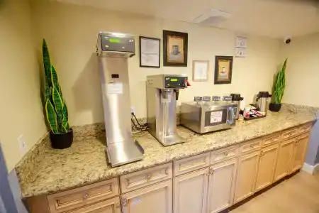 Super 8 by Wyndham Las Vegas North Strip/Fremont St. Area - 16