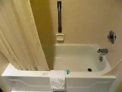 Homestyle Inn and Suites - 34