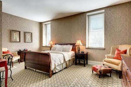 Nicollet Island Inn - 40