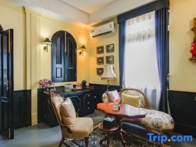 De Phanakron Boutique - 158