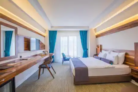Karpalas City & Spa - 22
