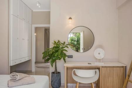 Notos Heights & Suites - 234