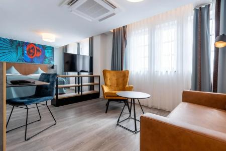 Trip Inn Living & Suites - 4