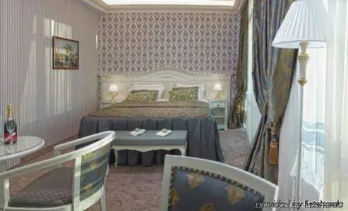 Savoy - 28