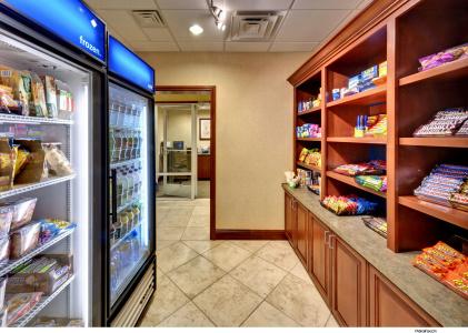 Hampton Inn & Suites - 10