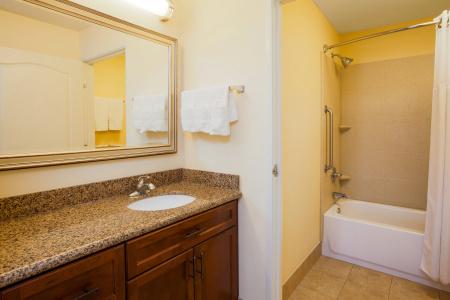 Staybridge Suites Airport, An Ihg - 31