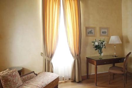 Siora Vittoria Boutique - 120