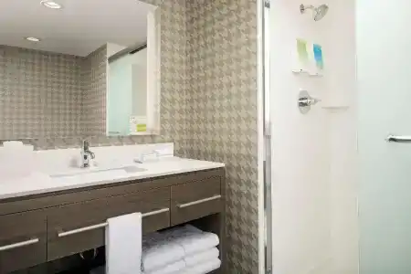 Home2 Suites By Hilton - 29