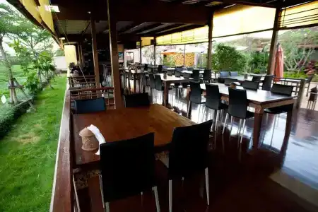 PloyKhumThong Boutique - 18