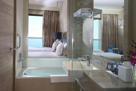 Hilton Dead Sea Resort & Spa - 7