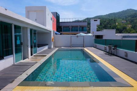 iCheck inn Central Patong - 18