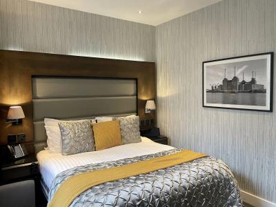 Eccleston Square - 4