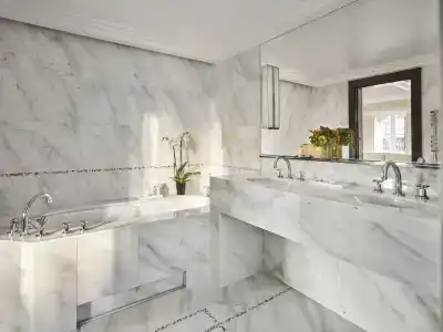 Hôtel Plaza Athénée - Dorchester Collection - 16