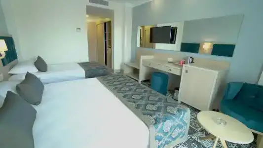 Dream World Palace - 3