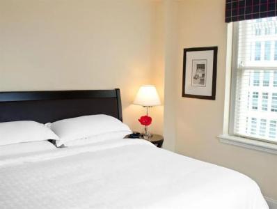 Sheraton Downtown - 44