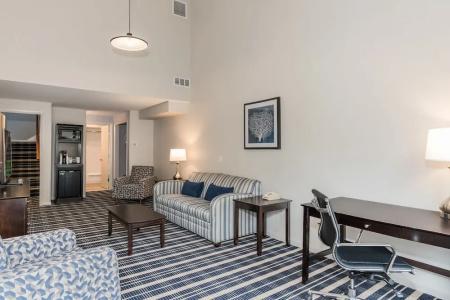 Rockport Inn and Suites - 39