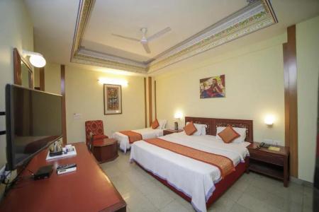 h r Palace - 47