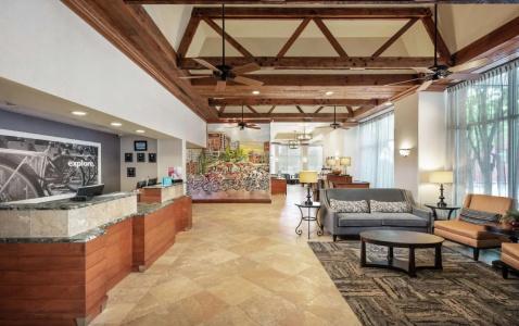 Hampton Inn & Suites-Downtown-Riverplace - 33