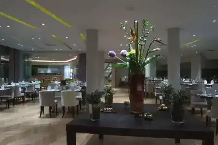 Plaza Resort - 28