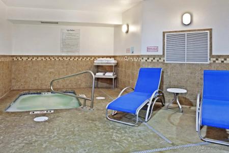 Holiday Inn Express & Suites Vancouver Mall-Portland Area - 13