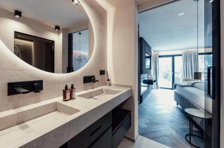 Laret Private Boutique - Adults Only - 71