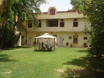 Bissau Palace - 18