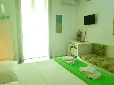 b&b Platamon - 20