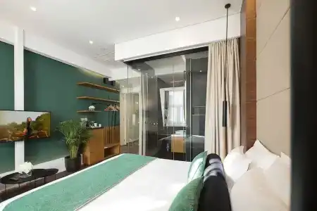Dominic Smart & Luxury Suites - Parliament - 26