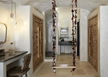White Pearl Cavalieri - 7