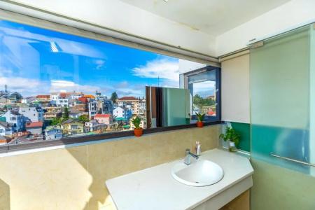Ngan Pho Studio & - 58
