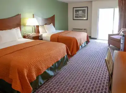 Select Inn - 57