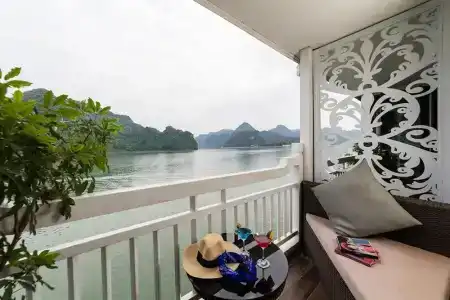 Lapinta Cruise Lan Ha Bay - 15